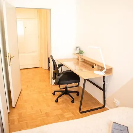 Daire Altbau Mit Charme Mitten Im Zentrum Graz