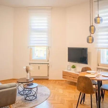 Altbau Mit Charme Mitten Im Zentrum Apartamento *