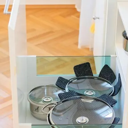 Apartamento Altbau Mit Charme Mitten Im Zentrum *